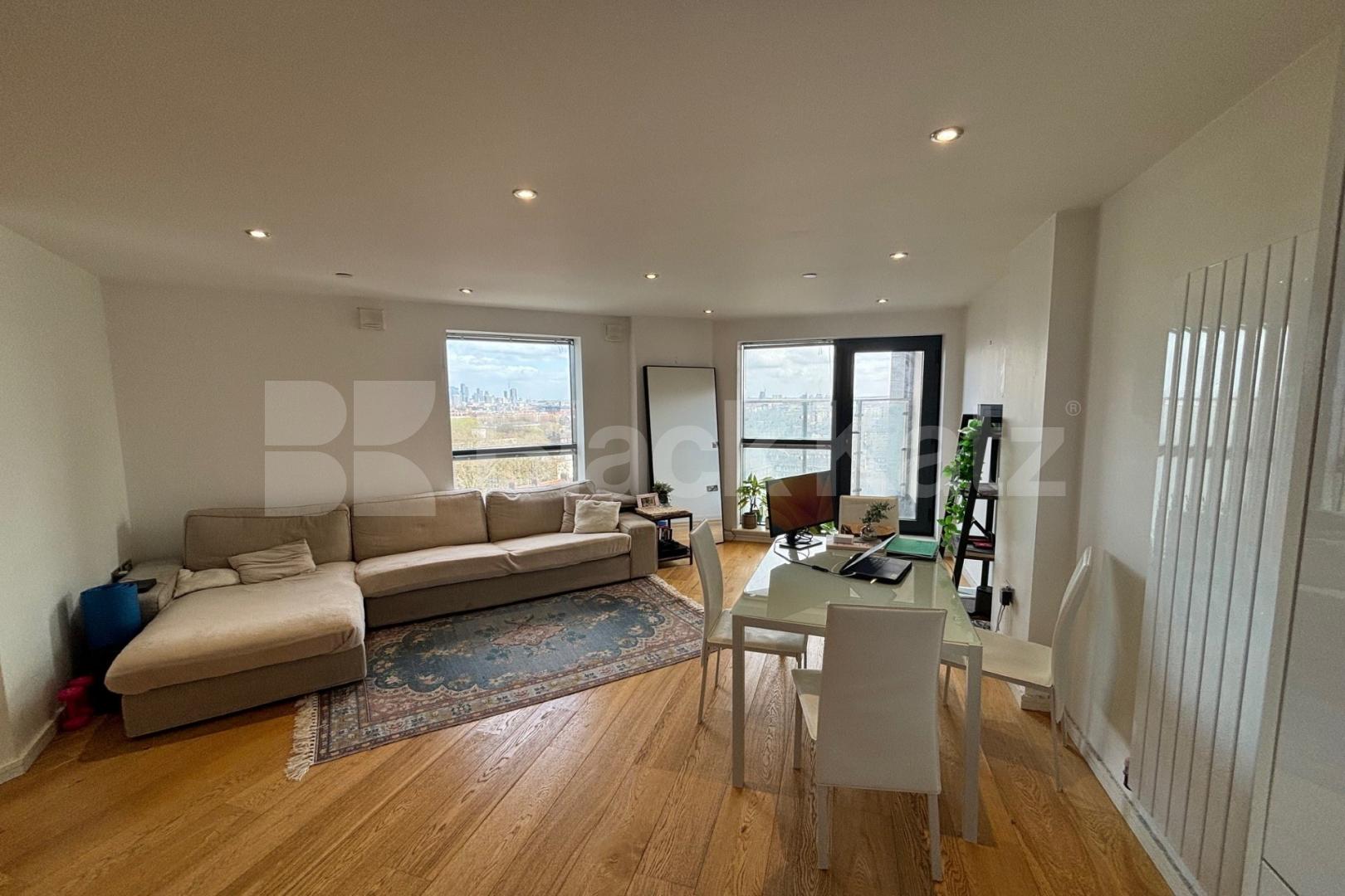 Stunning views of the cityscape The Pioneer Building  Newington Causeway, Borough / Elephant Castle